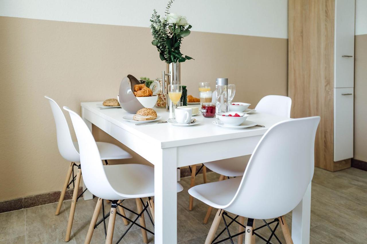 האמלן Zimmer In Ruhiger Lage 150M Zur Ta מראה חיצוני תמונה